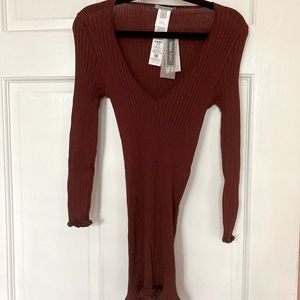 Intimissimi 3/4 Sleeve V-neck Burgendy Top, Size Small